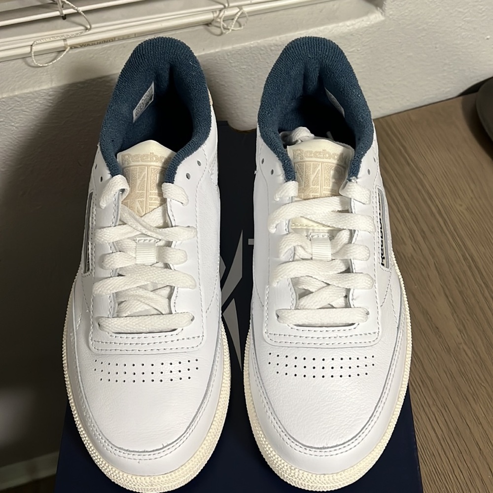 NWT Reebok Women's Club C 85 Shoes - White/Blue/Beige - Code: 100033086 - Picture 7 of 12